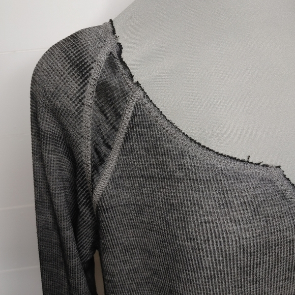 ROXY Waffle Knit Thermal Top Size M - Picture 2 of 13